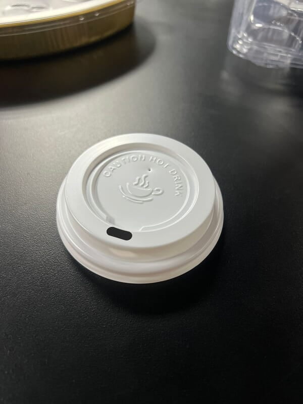Tapadera Blanca para Vaso de Cafe 8oz RISTRA 50unds