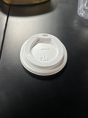 Tapadera Blanca para Vaso de Cafe 12oz RISTRA 50unds