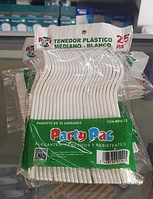 Tenedor Plastico Mediano Blanco Party Pac 40x25